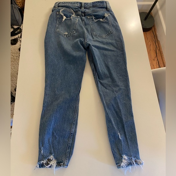 Abercrombie & Fitch high rise mom jean curve love size 25 short - Picture 3 of 5